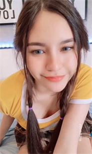 selebgram cantik dipake saat live